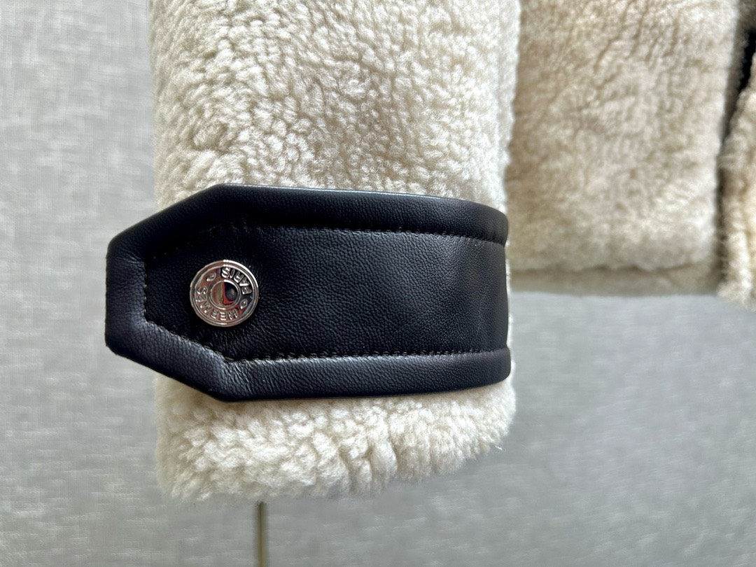 Bagsaaa H**me5 Shearling Jacket
