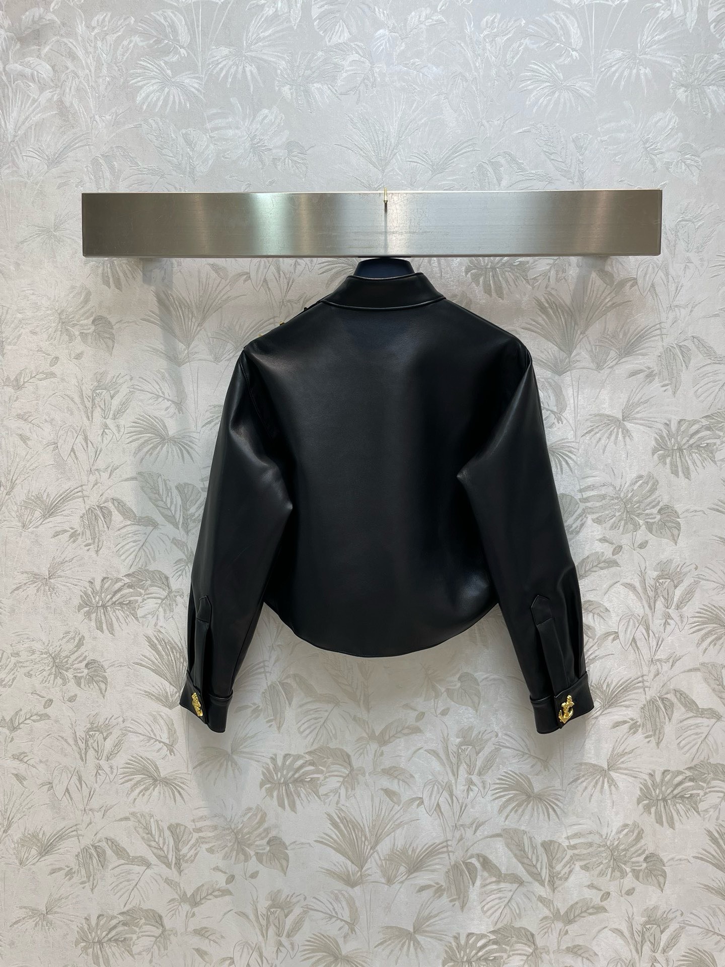 Bagsaaa L0vis Vvtt0n Faux Leather Circle Top