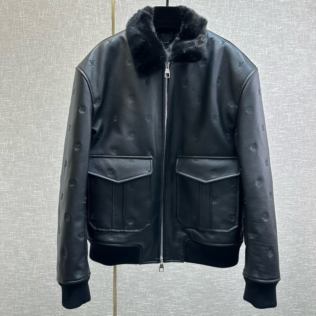 Bagsaaa L0vis Vvtt0n Leather Jacket In Black