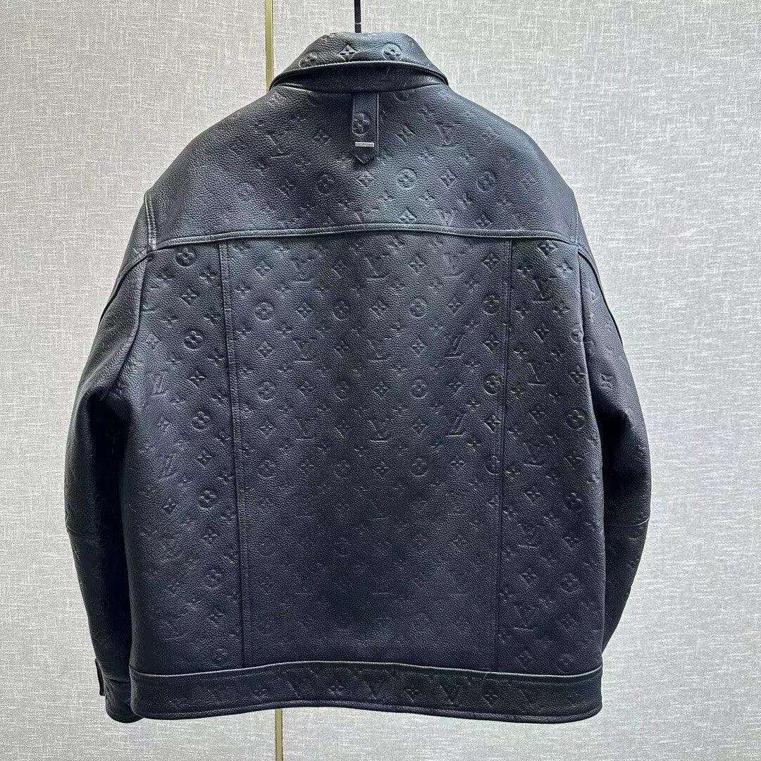 Bagsaaa L0vis Vvtt0n Monogram Leather Jacket in black