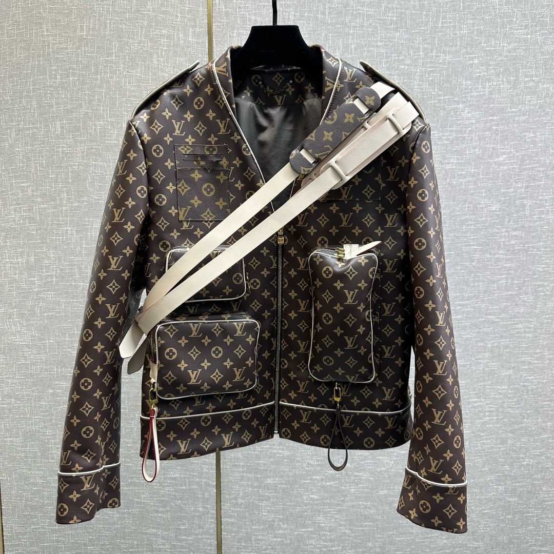 Bagsaaa L0vis Vvtt0n Monogram Leather Jacket in brown