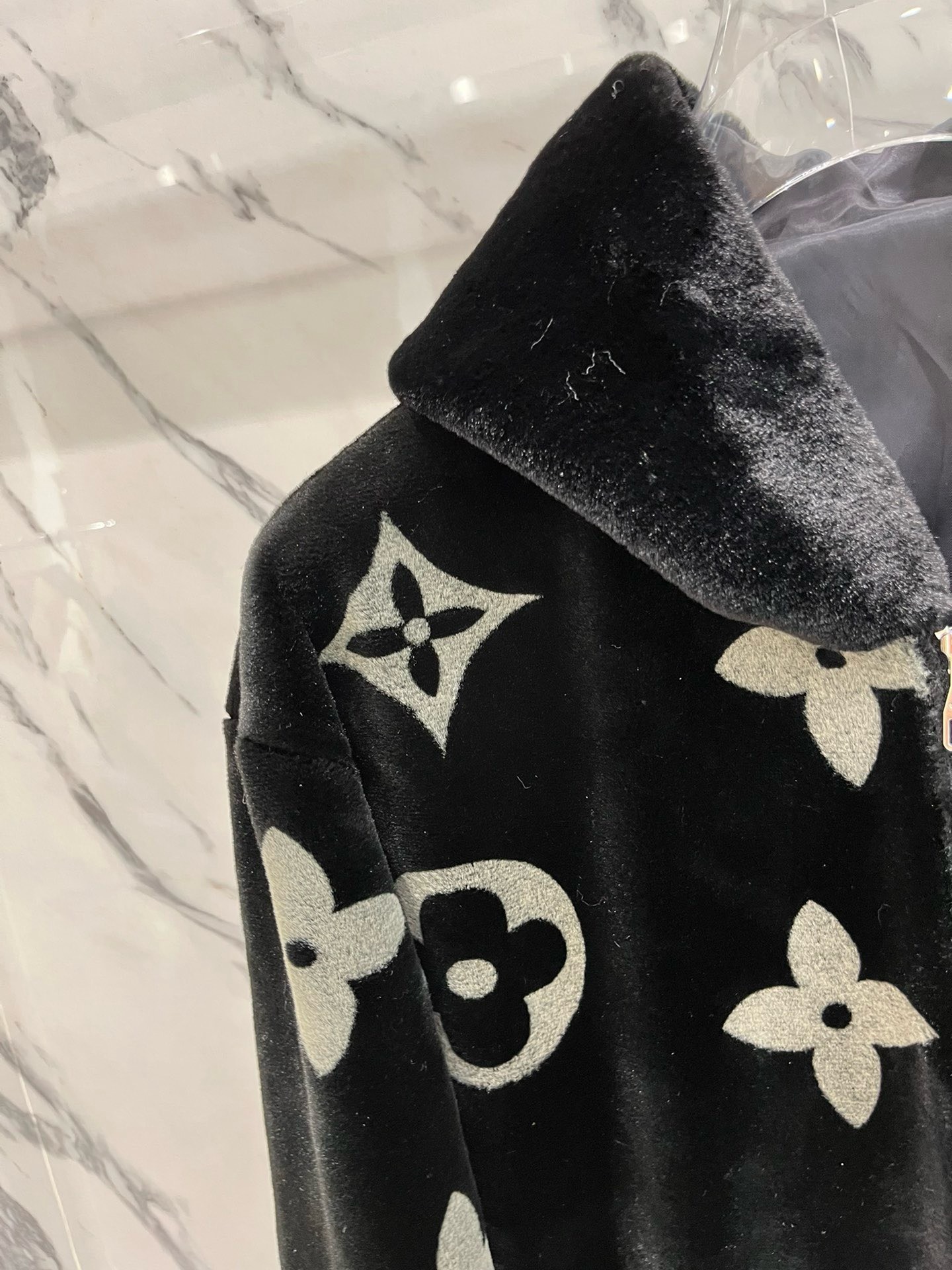 Bagsaaa L0vis Vvtt0n Monogram Mink Fur Zipped Hoodie