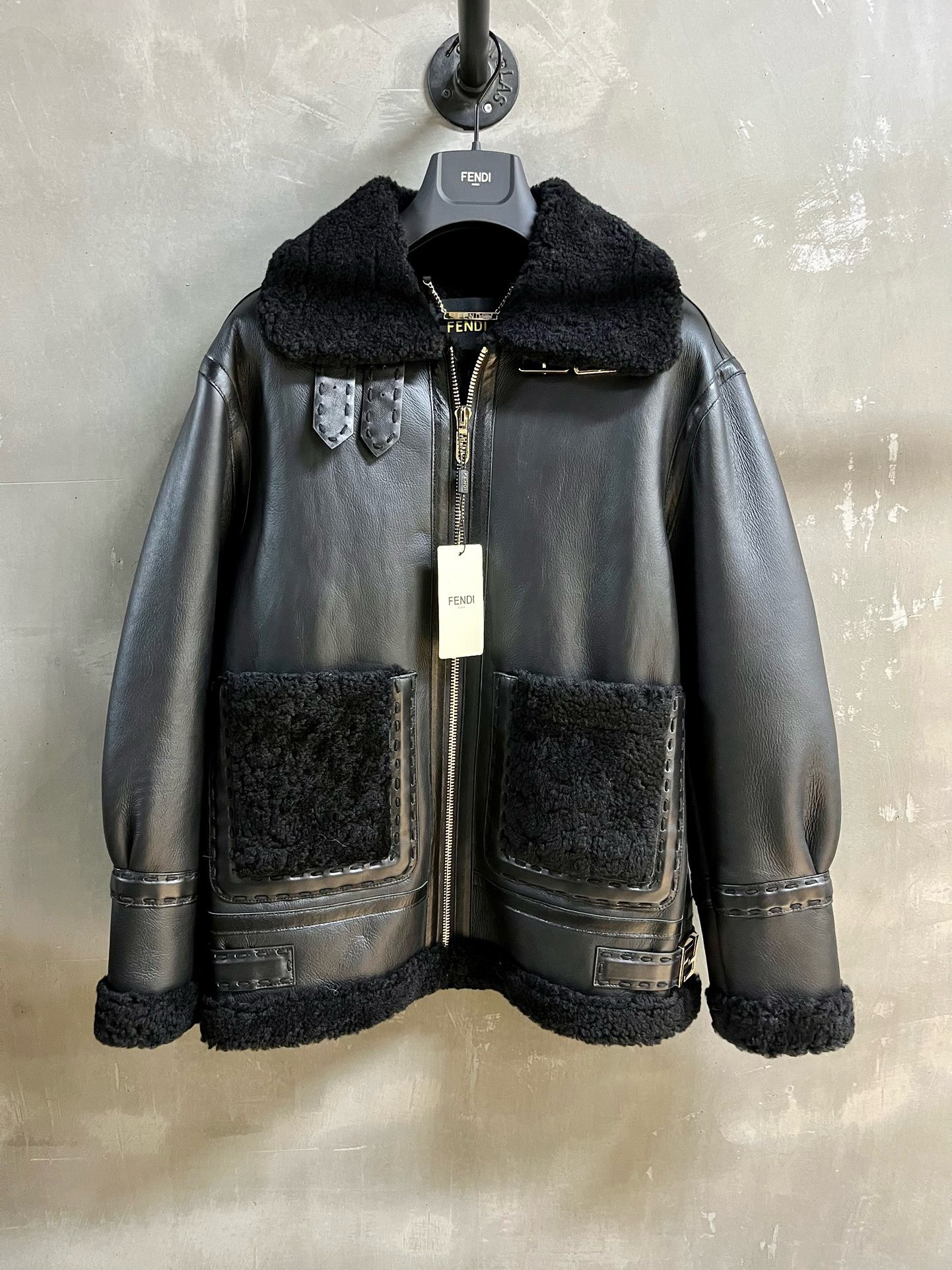 Bagsaaa F**di Black Shearling Jacket