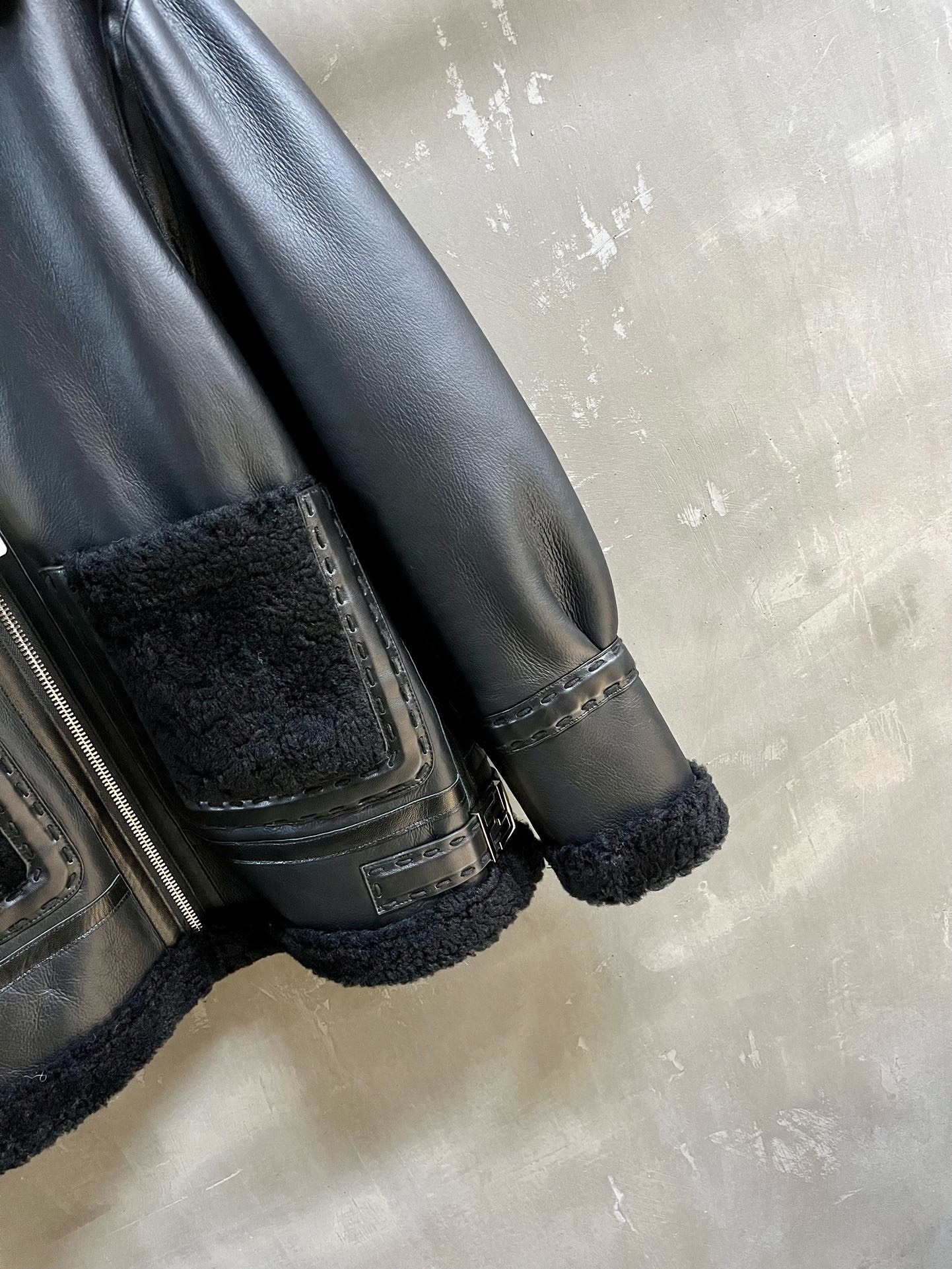 Bagsaaa F**di Black Shearling Jacket