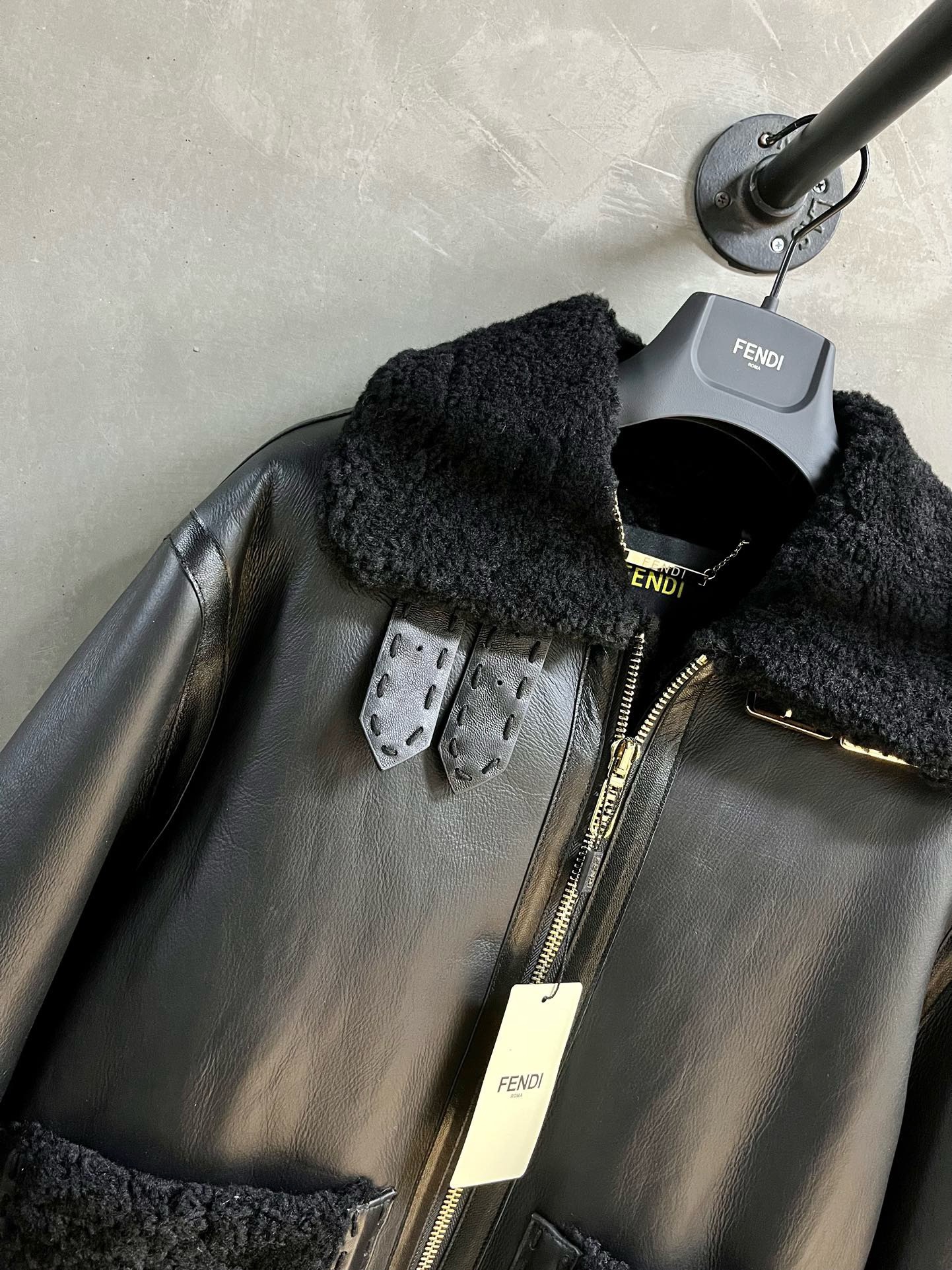 Bagsaaa F**di Black Shearling Jacket