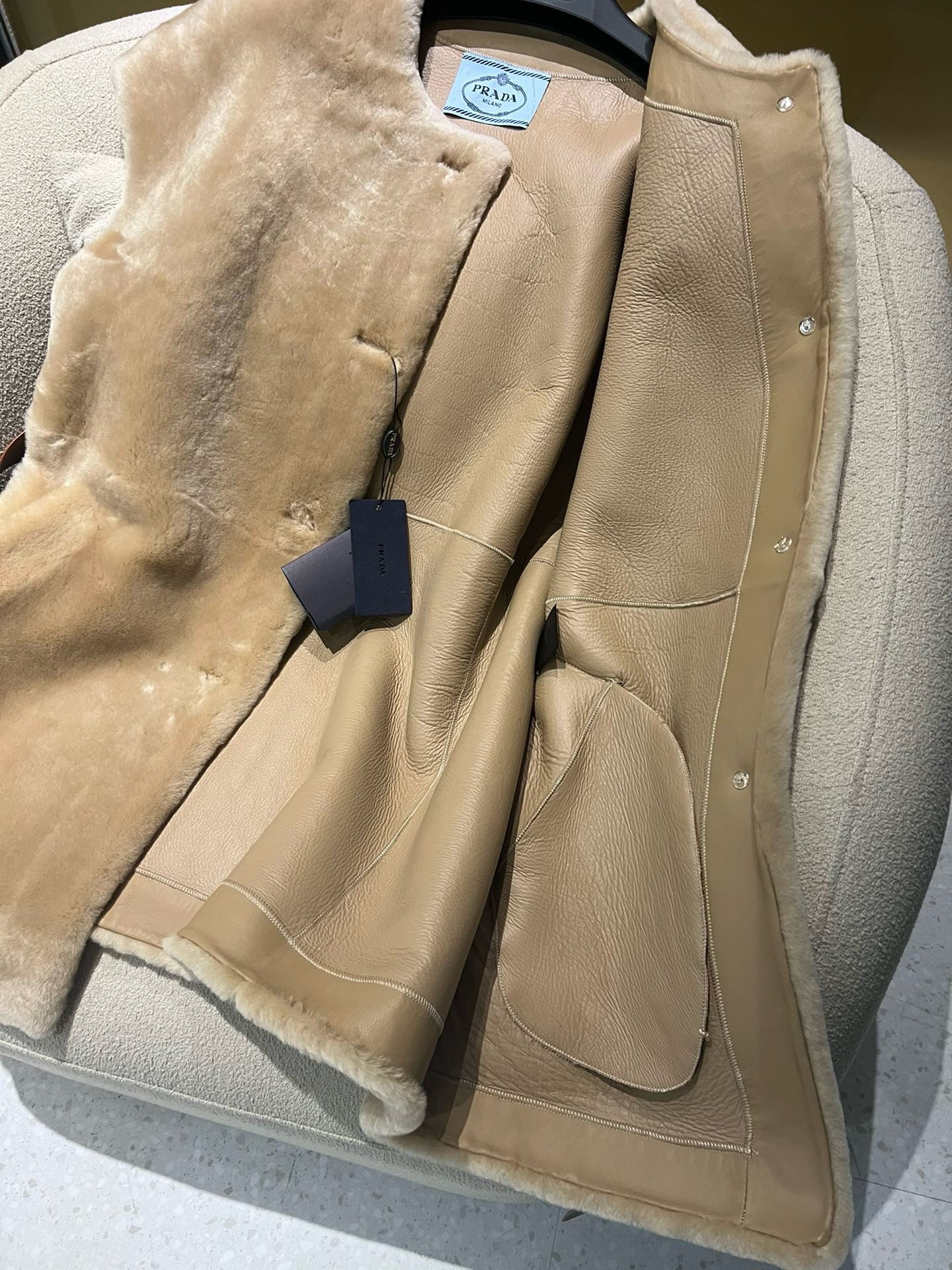 Bagsaaa Pra*a Waistcoat Fur In Beige