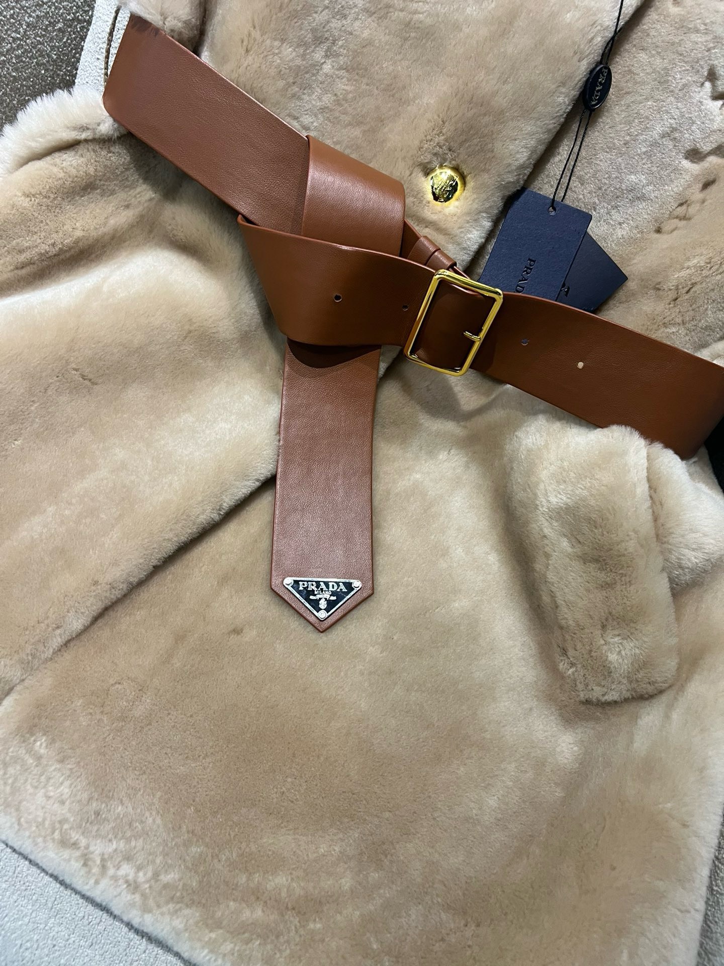 Bagsaaa Pra*a Waistcoat Fur In Beige