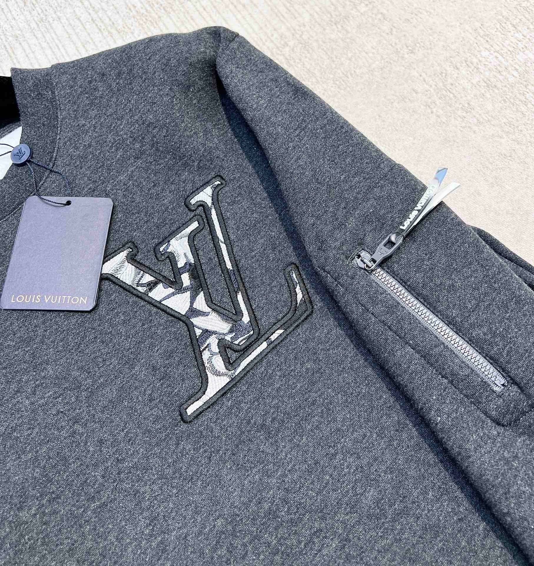 Bagsaaa L0vis Vvtt0n Cotton Crewneck Volcanic Ash Grey