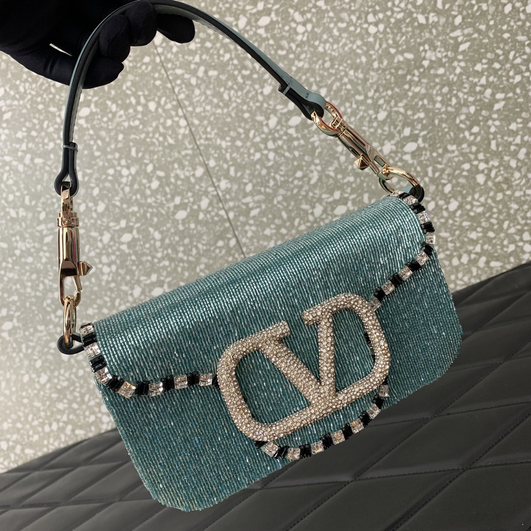 Bagsaaa Va1e*ntin0 Garavani Mini loco Blue - 19x10.5x5cm