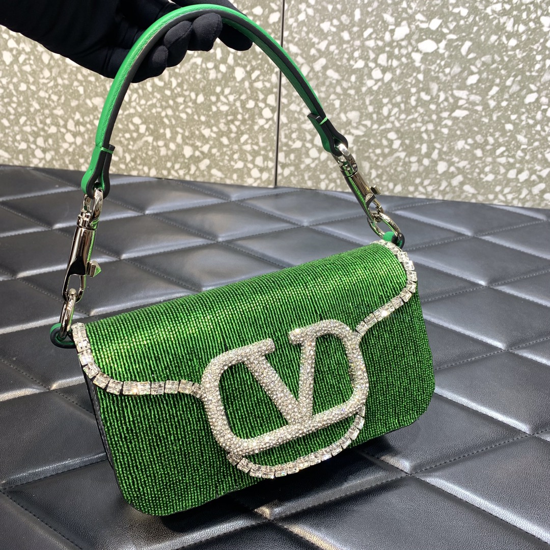 Bagsaaa Va1e*ntin0 Garavani Mini loco Green - 19x10.5x5cm