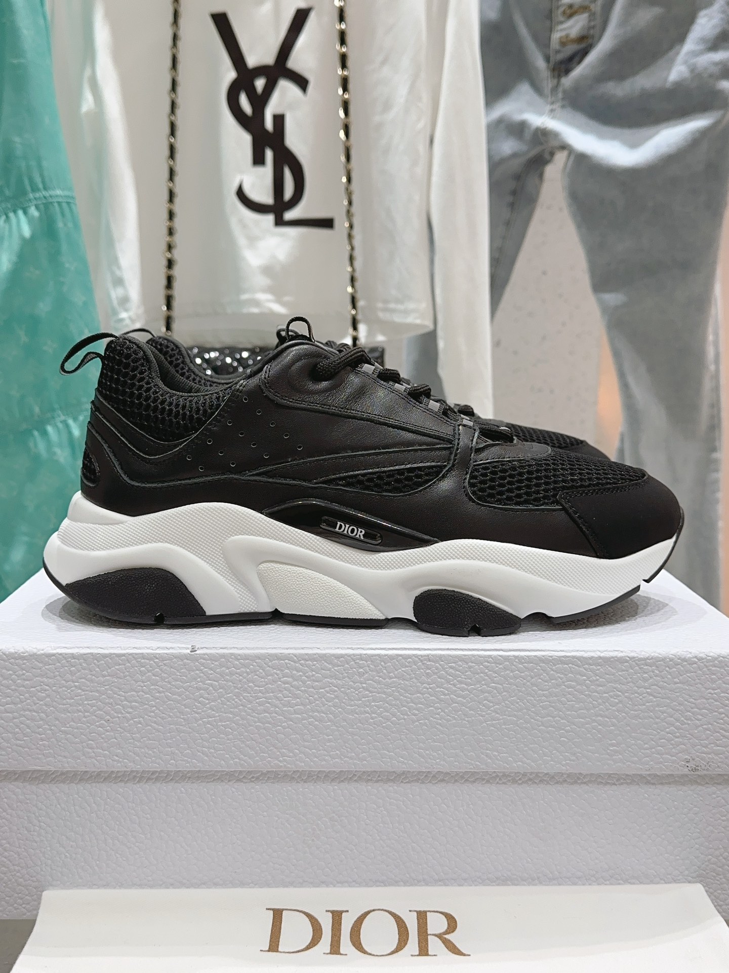 Bagsaaa D10r Essentials B22 SNEAKER Black And White Technical Mesh and Smooth Calfskin
