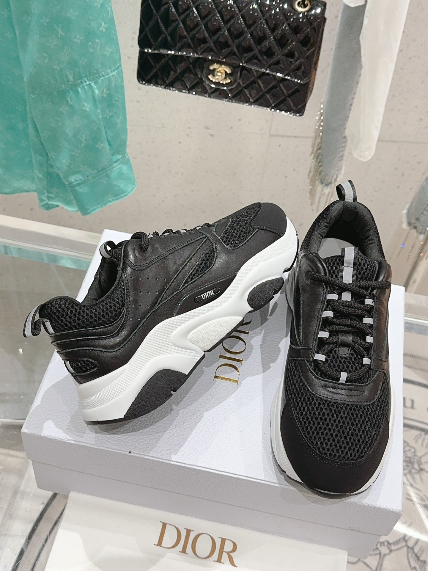 Bagsaaa D10r Essentials B22 SNEAKER Black And White Technical Mesh and Smooth Calfskin