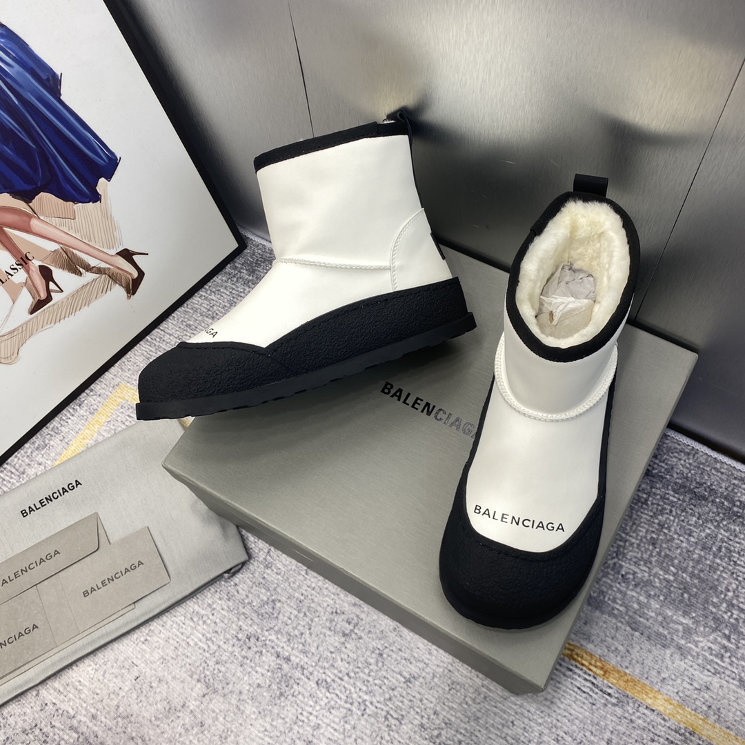 Bagsaaa Ba1en*iaga Snow Black & White Boots