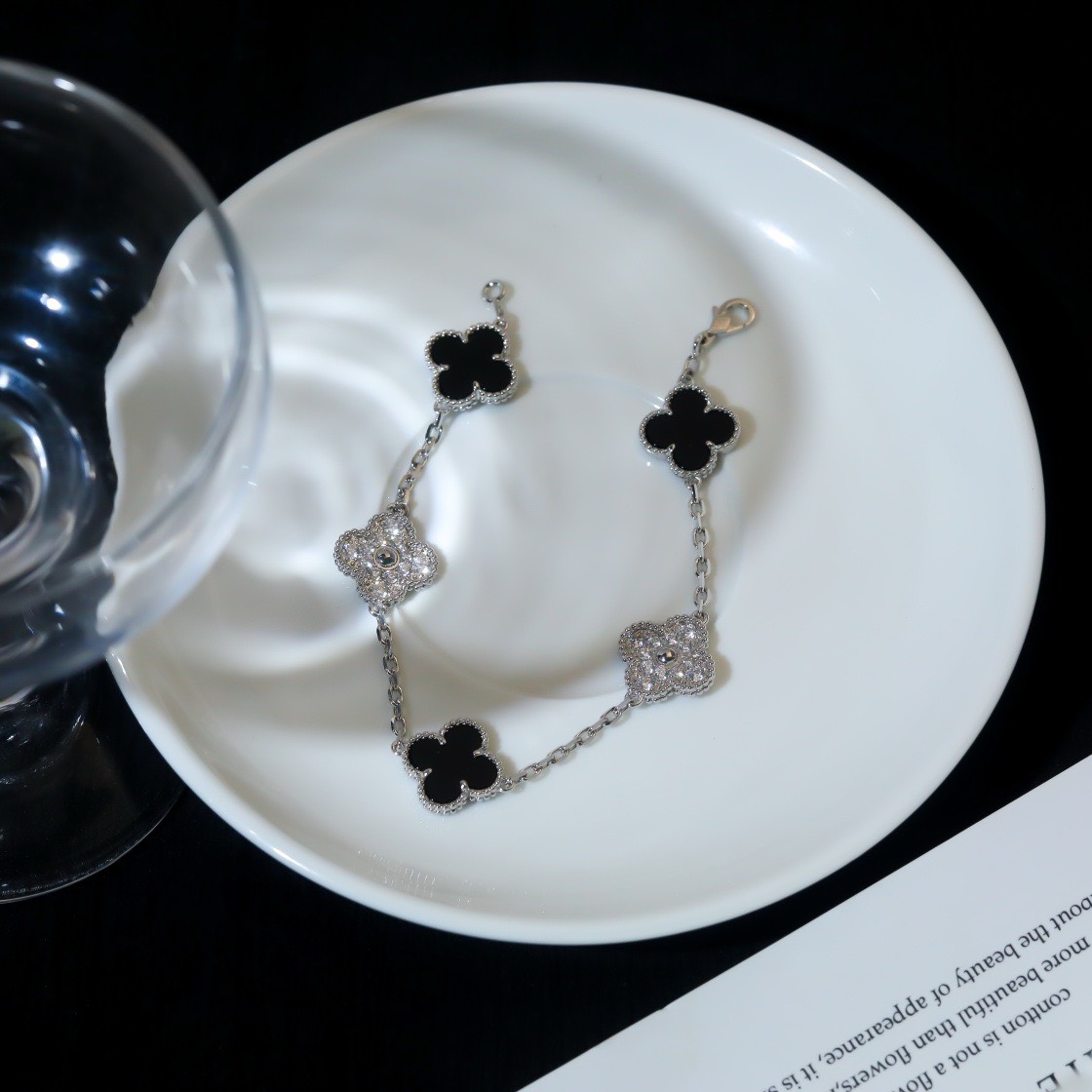 Bagsaaa V*n Cl**f & Arp*1s Silver & Black 5 motifs Bracelet