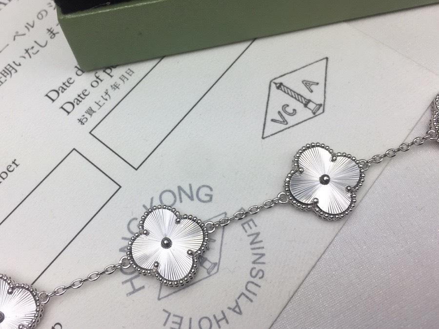 Bagsaaa V*n Cl**f & Arp*1s Silver 5 motifs Bracelet