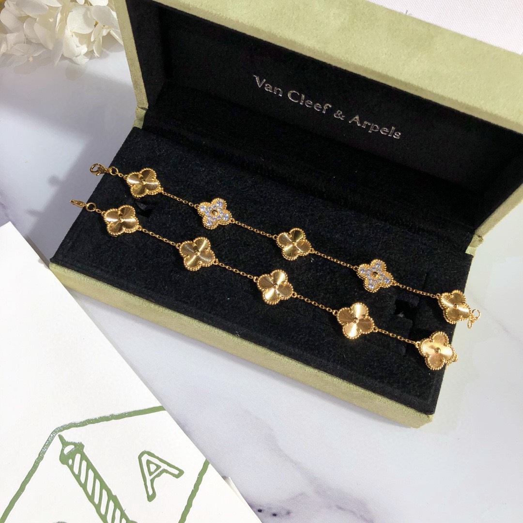 Bagsaaa V*n Cl**f & Arp*1s Alhambra Gold Bracelet 5 motifs