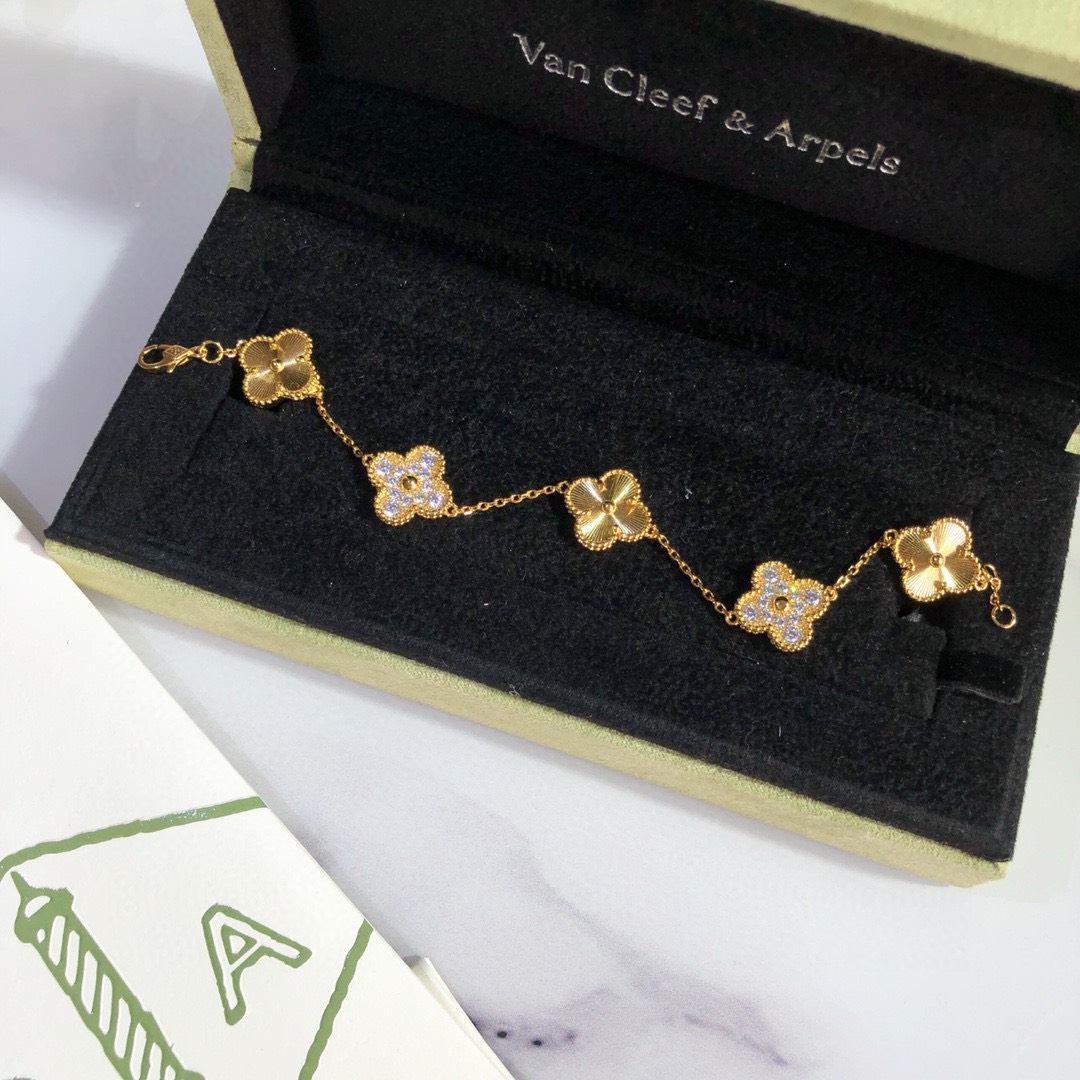 Bagsaaa V*n Cl**f & Arp*1s Alhambra Gold Bracelet 5 motifs