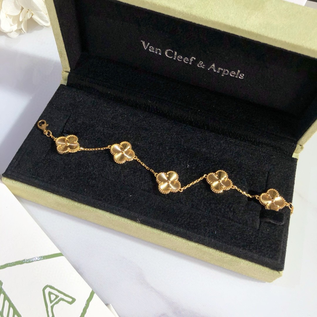 Bagsaaa V*n Cl**f & Arp*1s Alhambra Gold Bracelet 5 motifs