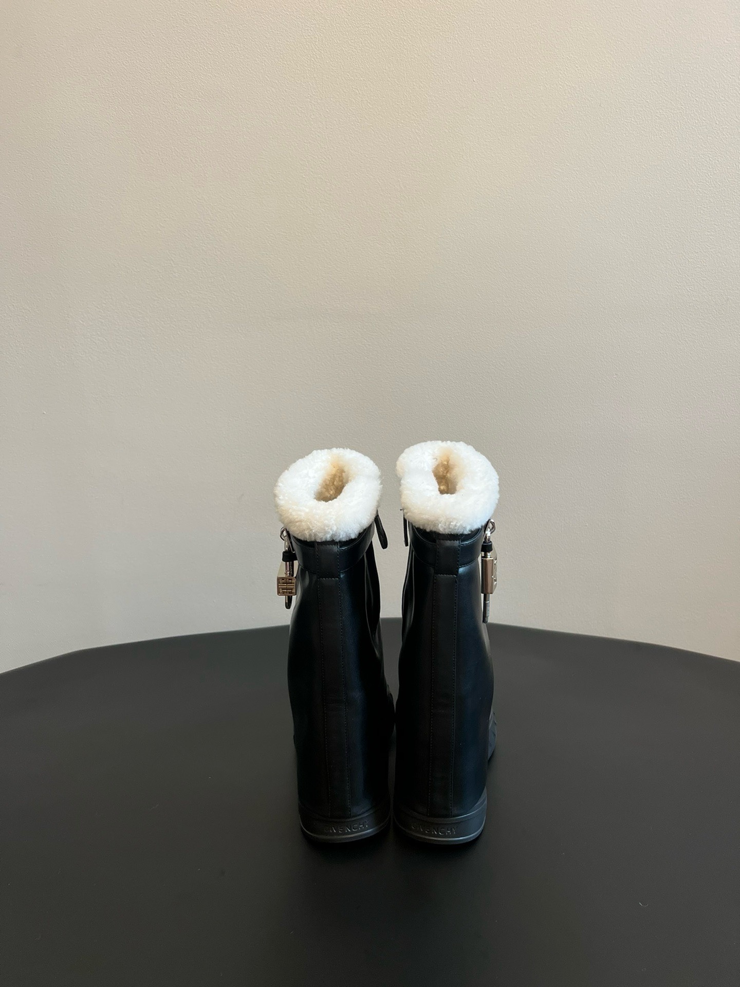Bagsaaa Givenchy Shark Lock Sneakers Boots in shearling black