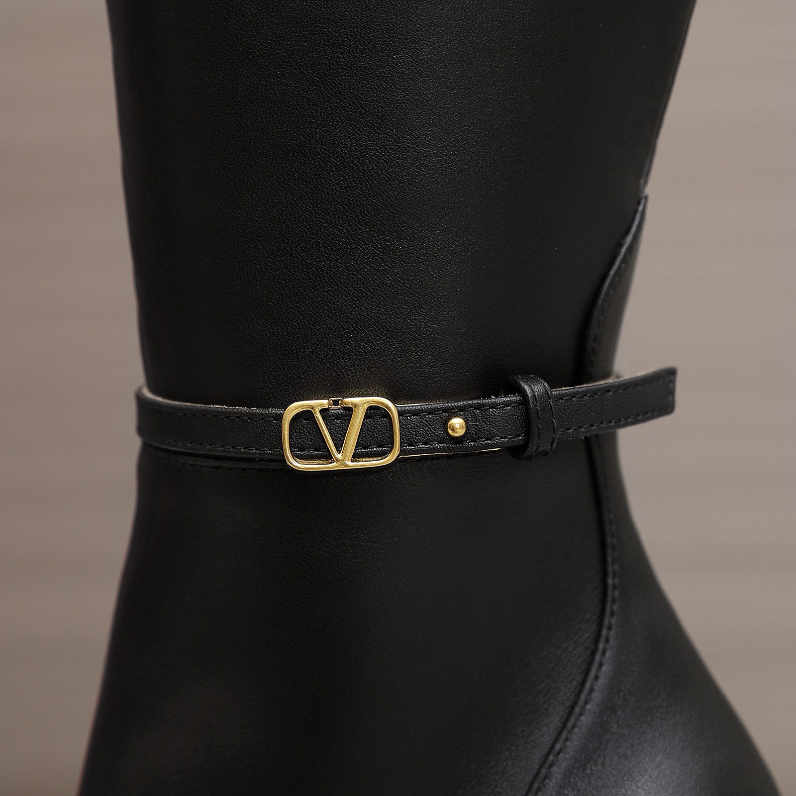Bagsaaa Va1e*ntin0 Vlogo Black Over Knee Boots
