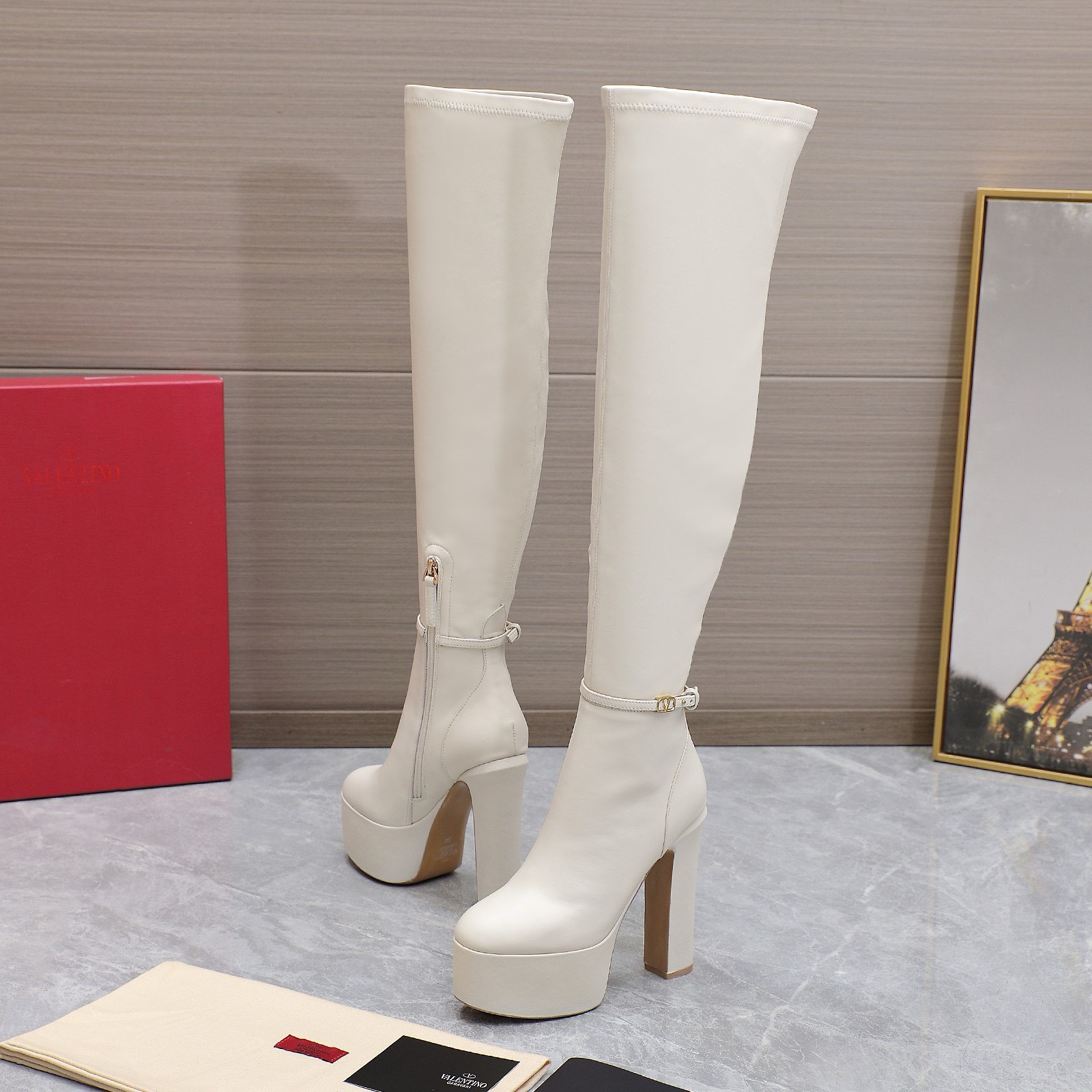 Bagsaaa Va1e*ntin0 Vlogo White Over Knee Boots