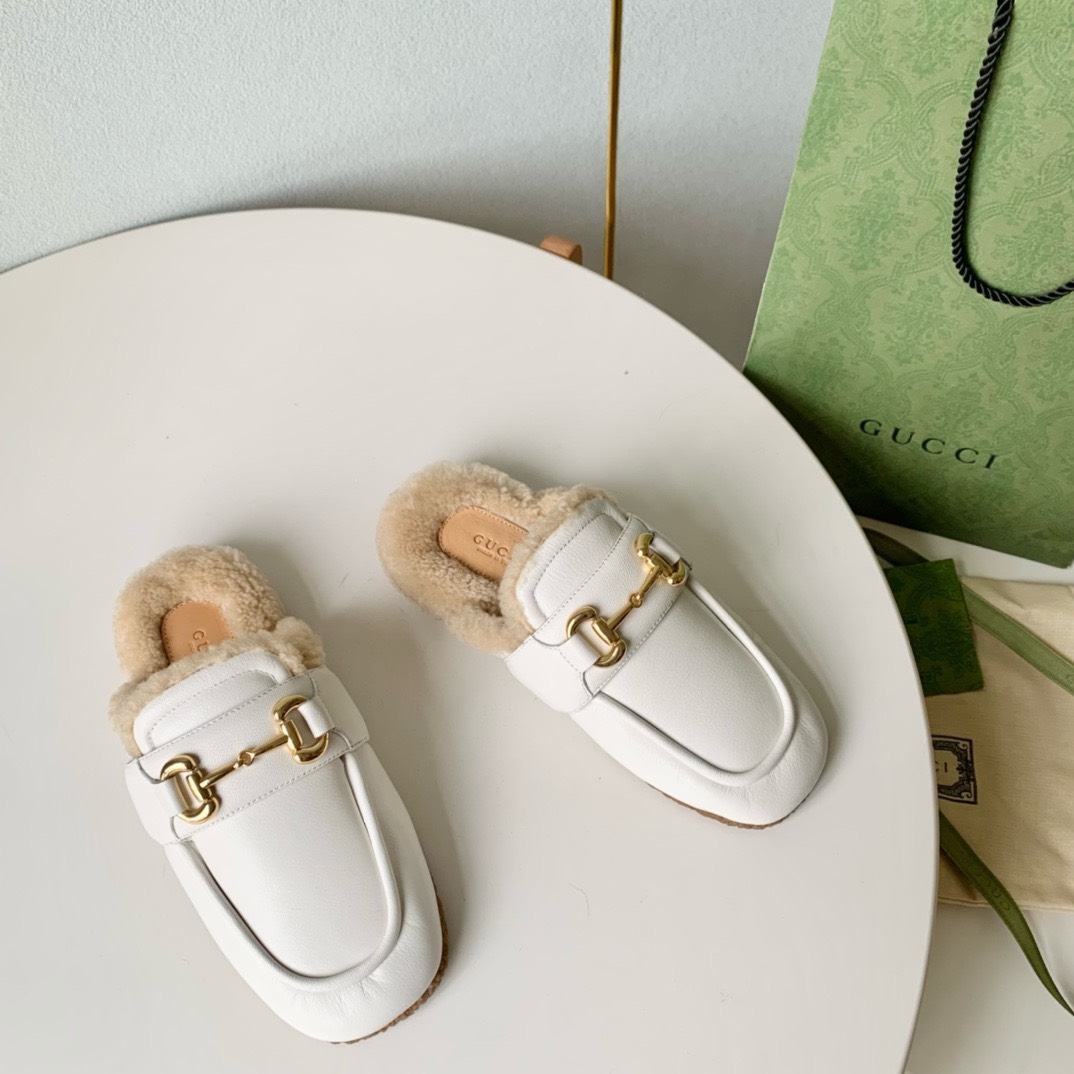 Bagsaaa Gvc*1 Slipper Horsebit With Shearling in white