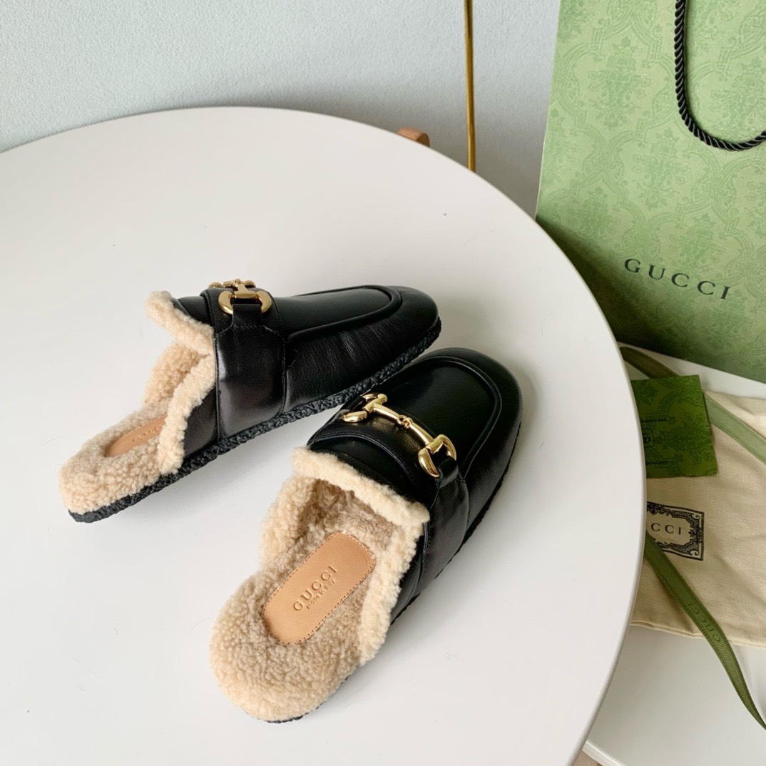 Bagsaaa Gvc*1 Slipper Horsebit With Shearling in black