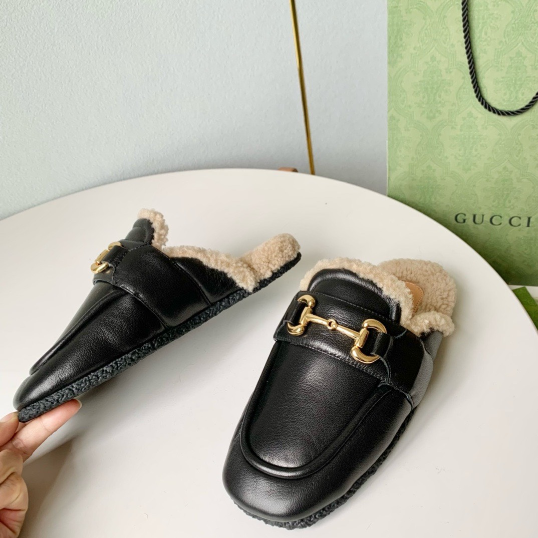 Bagsaaa Gvc*1 Slipper Horsebit With Shearling in black