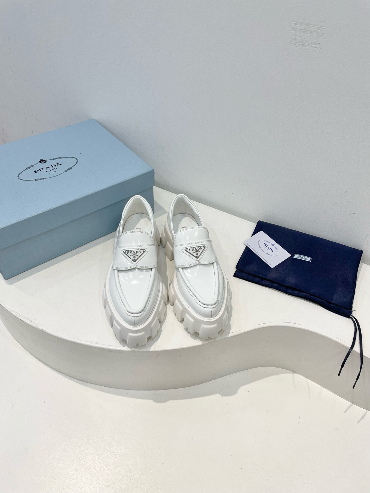 Bagsaaa Pra*a White Brushed leather Monolith loafers 02