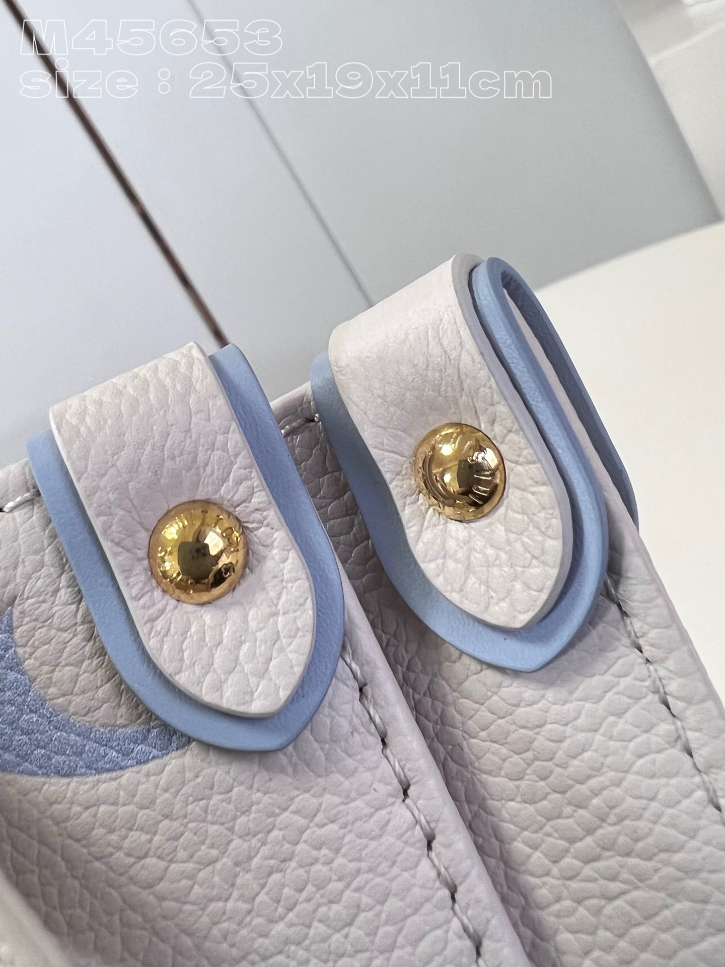 Bagsaaa L0vis Vvtt0n Onthego PM White&Blue - 25 x 19 x 11.5 cm