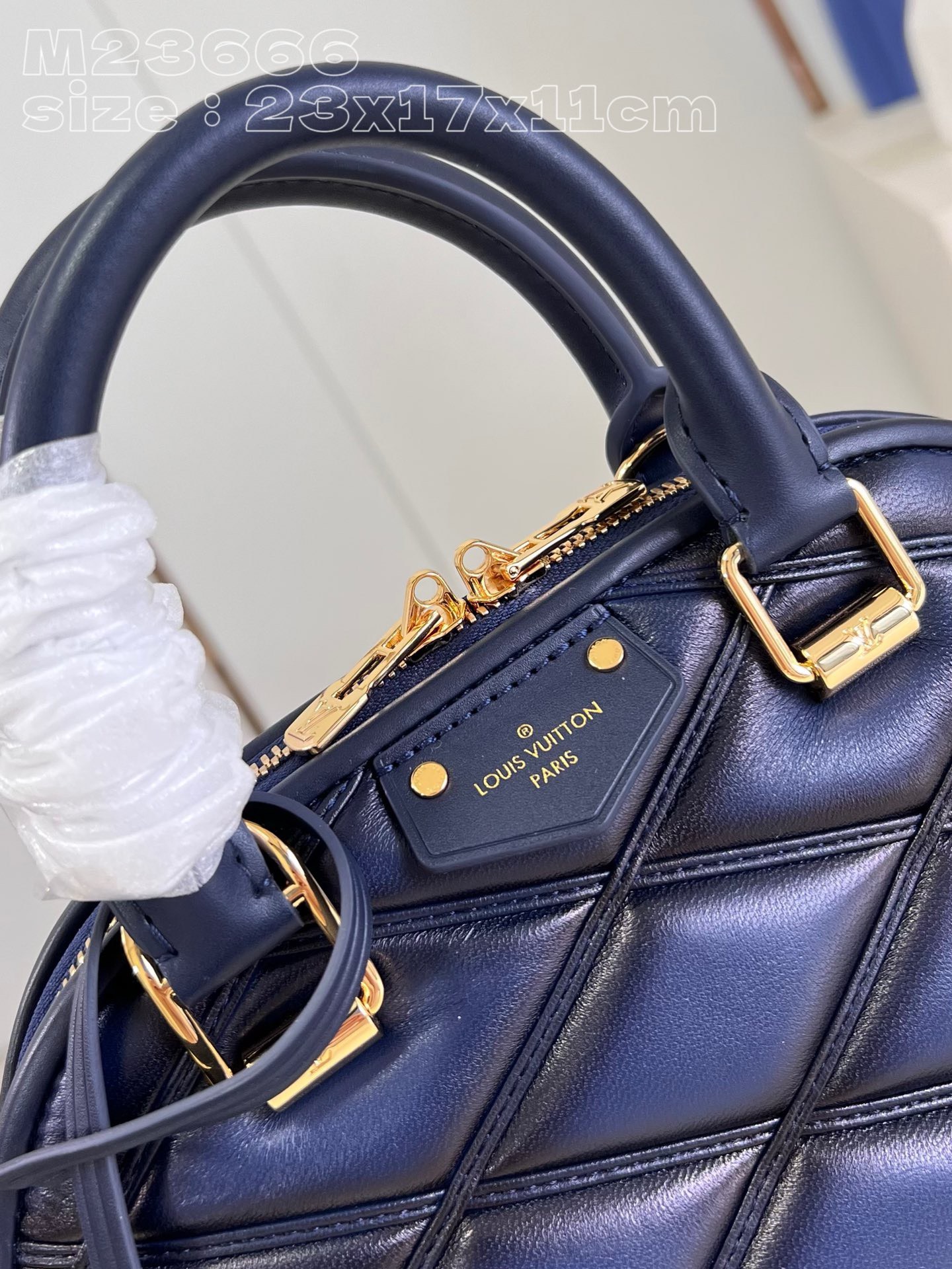 Bagsaaa L0vis Vvtt0n Alma BB Blue In Crisscross lining - 23x17x11cm