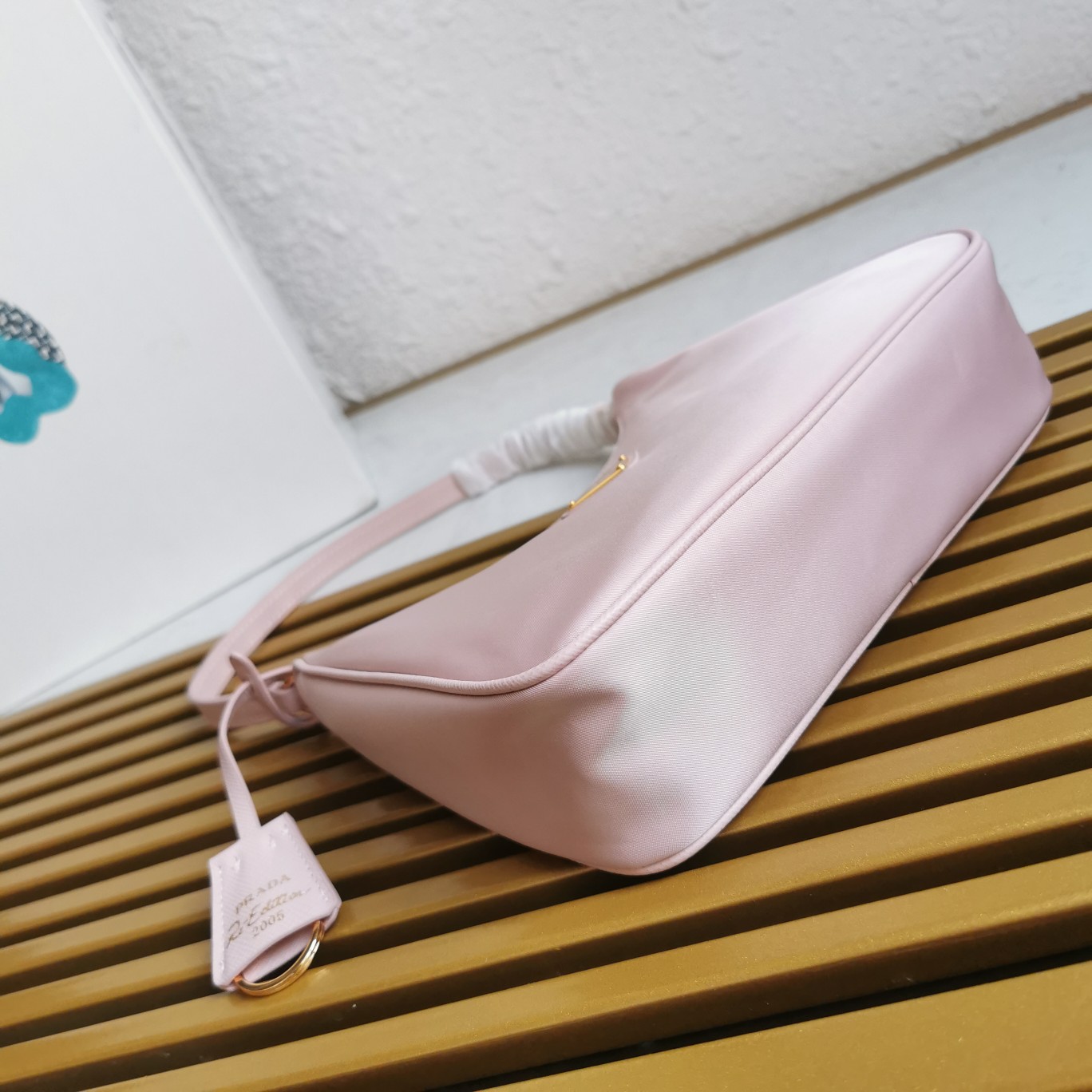 Bagsaaa Pra*a Re-Edition 2005 Re-Nylon mini bag pink - 22x18x6cm