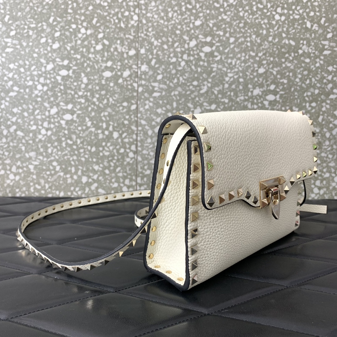 Bagsaaa Va1e*ntin0 Garavani Small Rockstud Leather Shoulder White Bag - 22.5*15.5*6cm