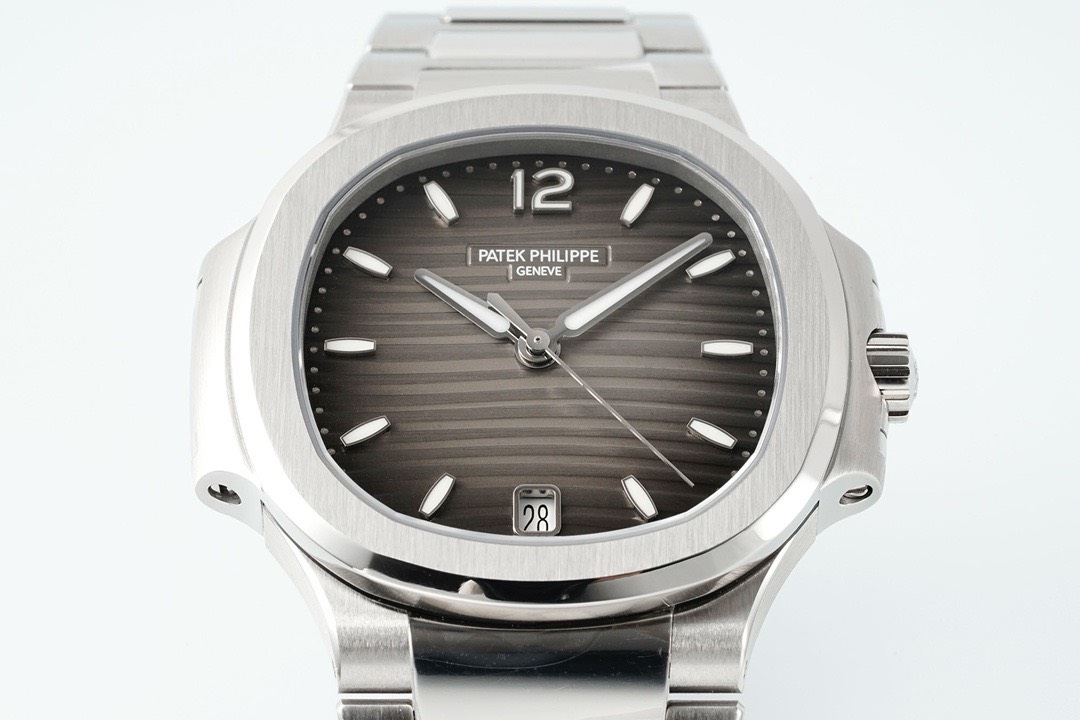 Bagsaaa Pat*k Phi1i*pe Nautilus Rose Silver & black 32 mm
