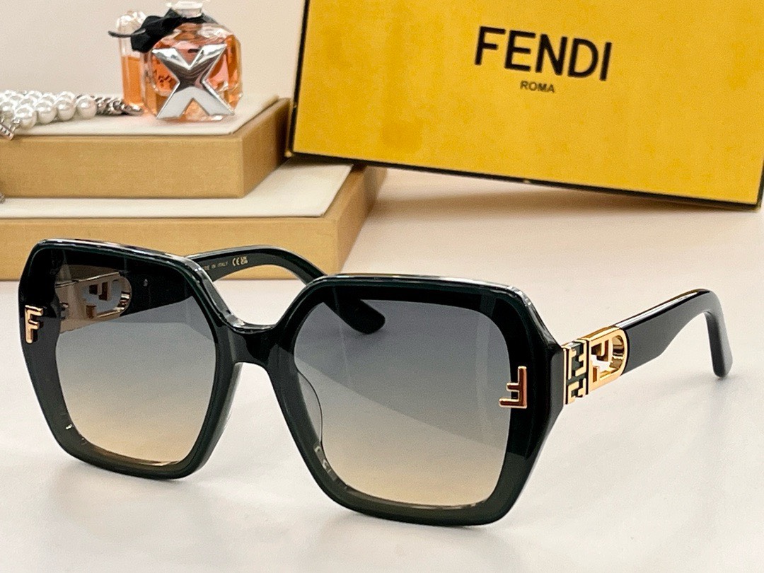 Bagsaaa F**di Sunglasses