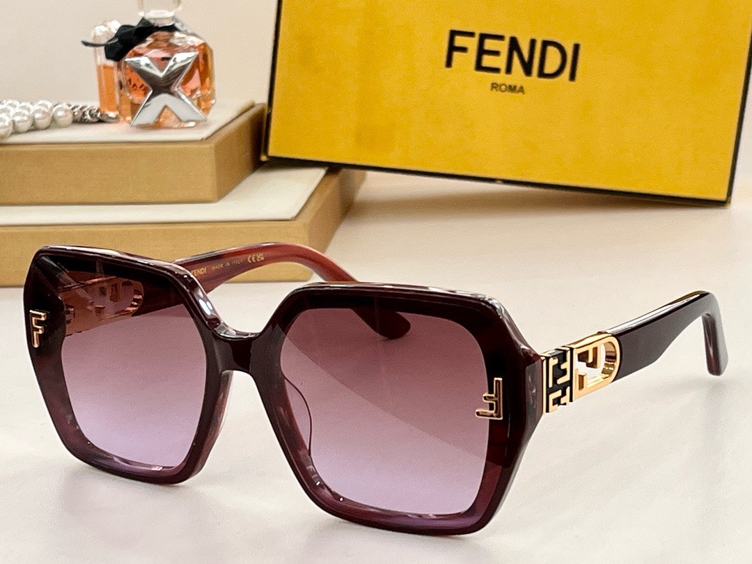 Bagsaaa F**di Sunglasses