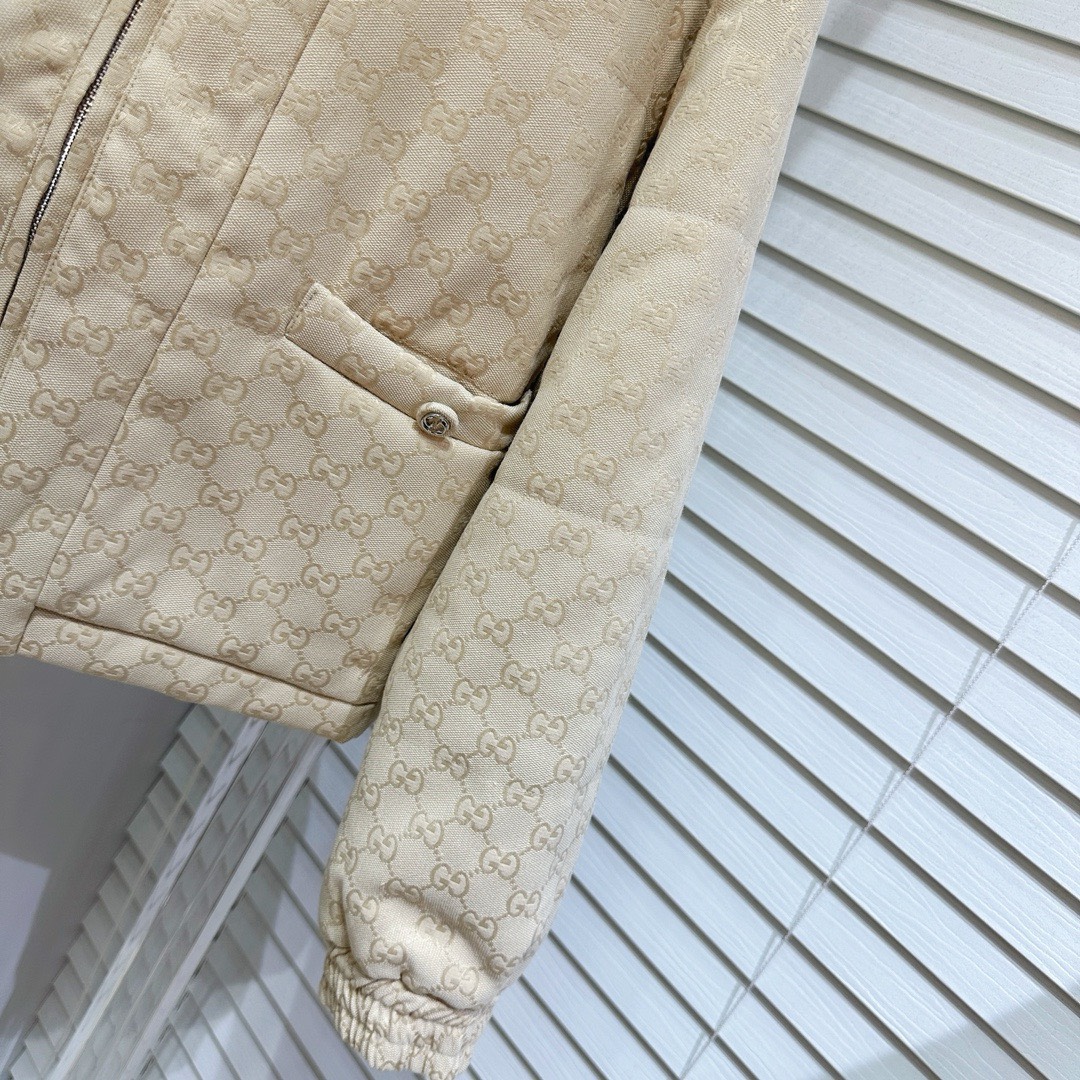 Bagsaaa Gvc*1 Winter Jacket in White