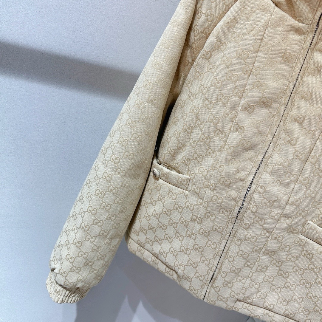 Bagsaaa Gvc*1 Winter Jacket in White