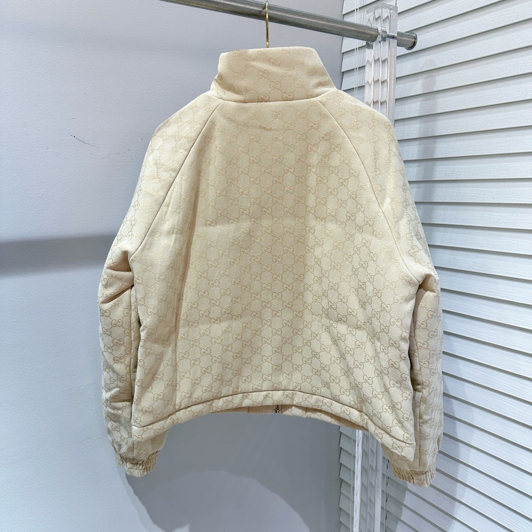 Bagsaaa Gvc*1 Winter Jacket in White