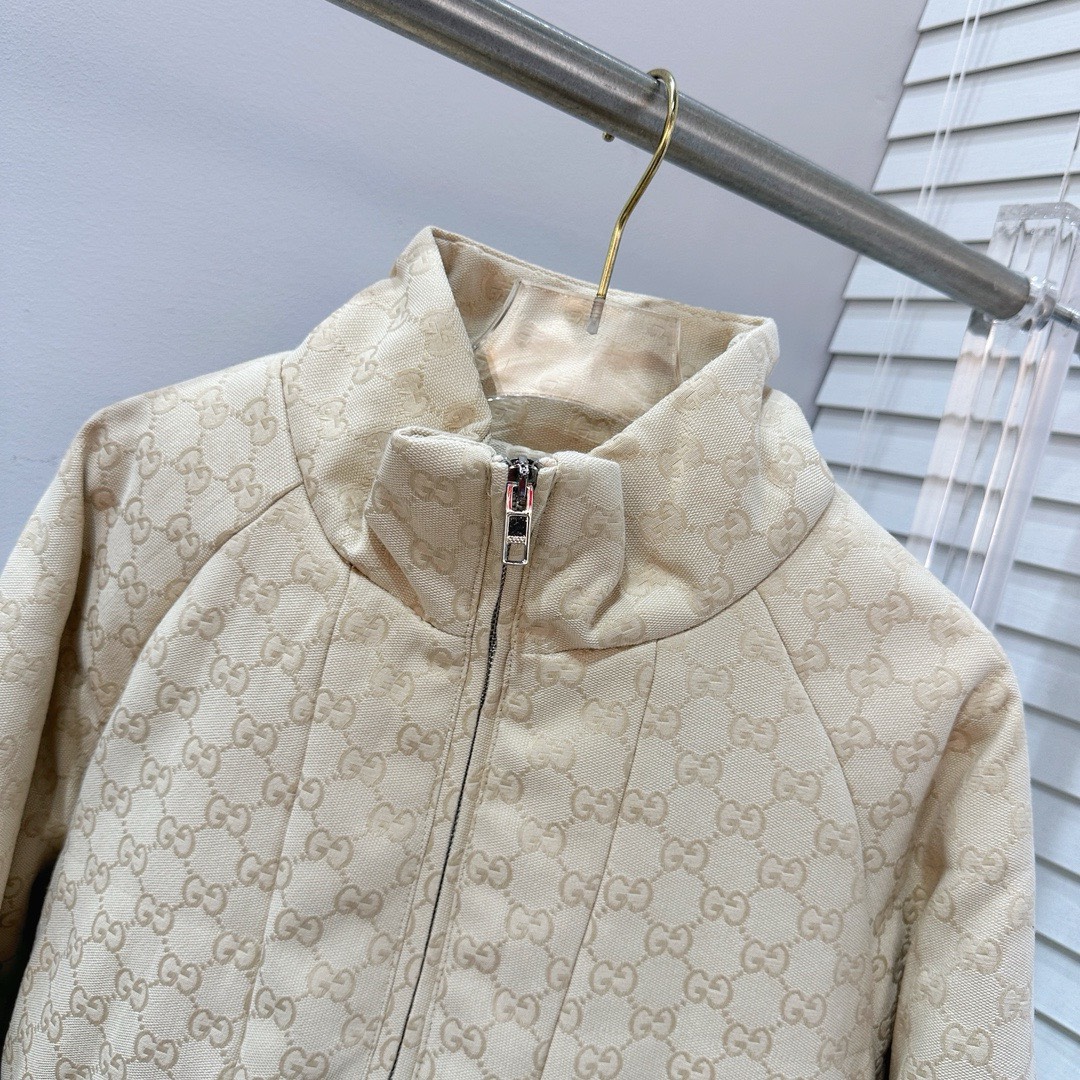 Bagsaaa Gvc*1 Winter Jacket in White