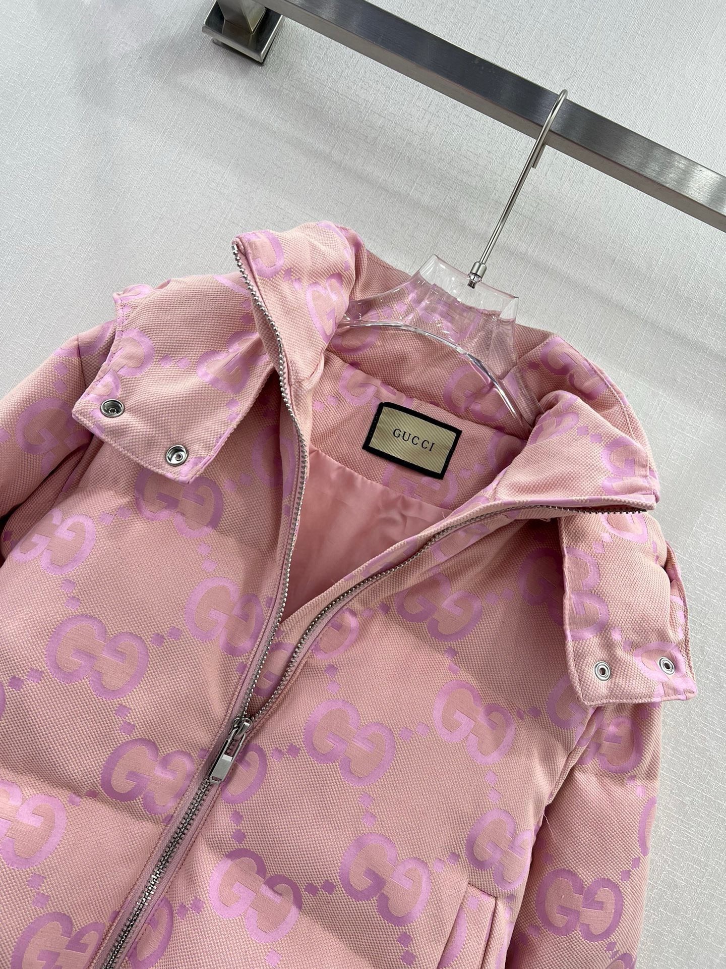 Bagsaaa Gvc*1 Down Jacket In Pink