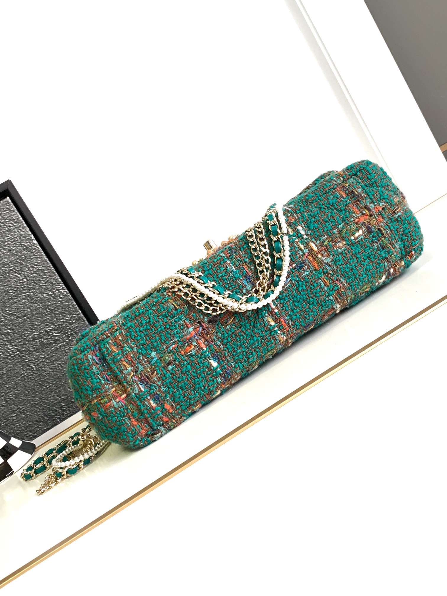 Bagsaaa Ch**el Large Flap Bag With Top Handle Green Wool And Silk Tweed - 29x19x9cm