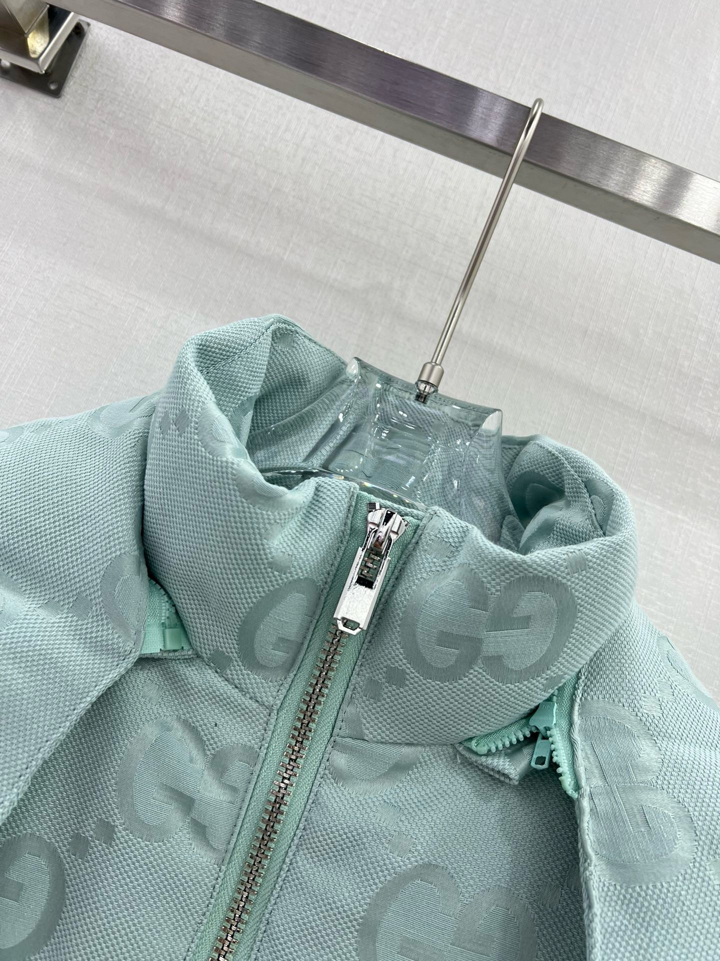 Bagsaaa Gvc*1 Down Jacket In Blue