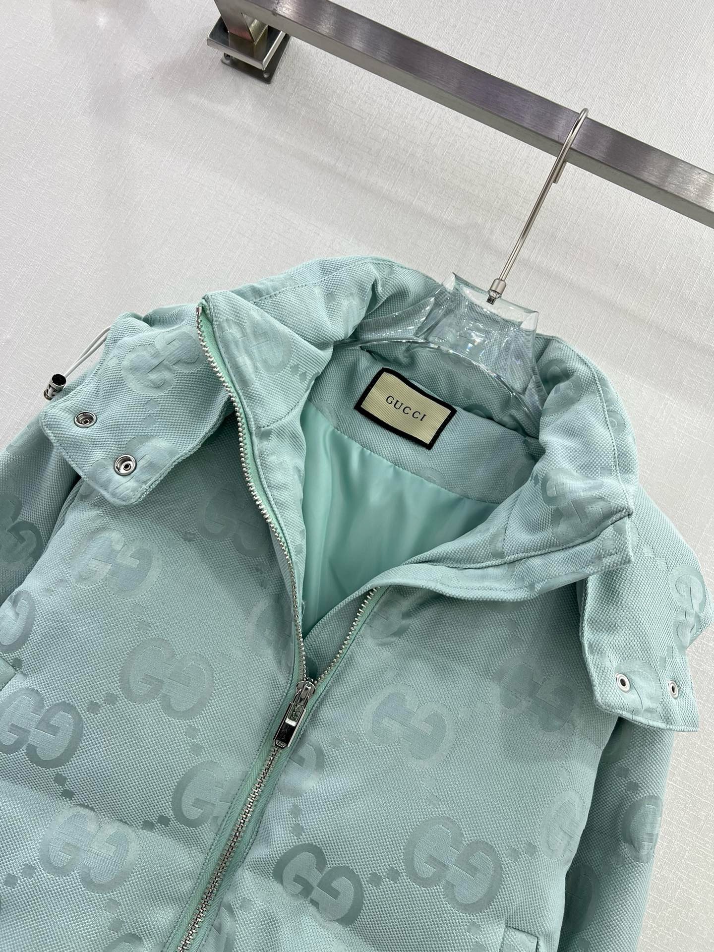 Bagsaaa Gvc*1 Down Jacket In Blue