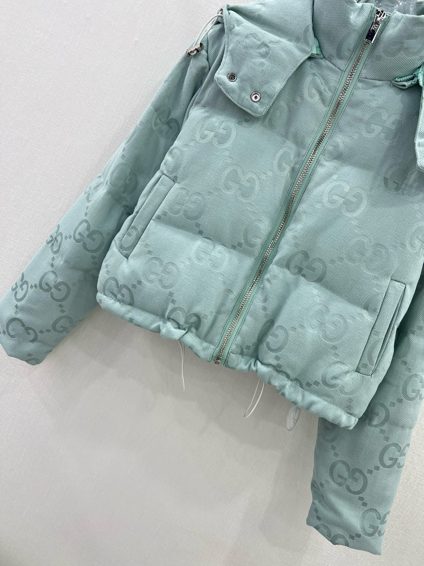 Bagsaaa Gvc*1 Down Jacket In Blue