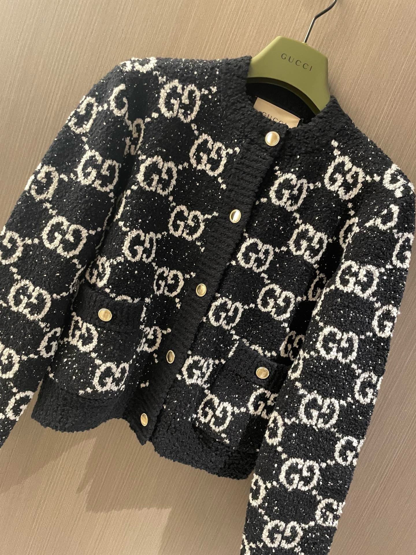 Bagsaaa Gvc*1 Cardigan In Black