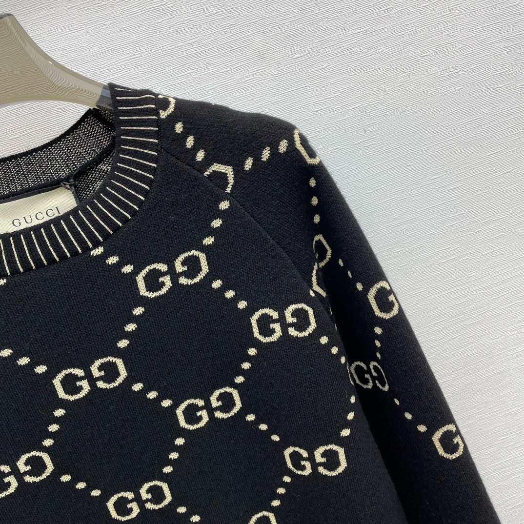 Bagsaaa Gvc*1 Interlocking Gg Jacquard Wool Sweater Black