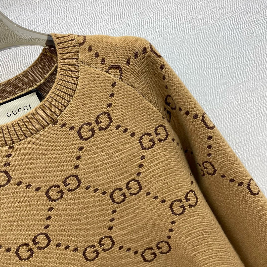Bagsaaa Gvc*1 Interlocking Gg Jacquard Wool Sweater Brown
