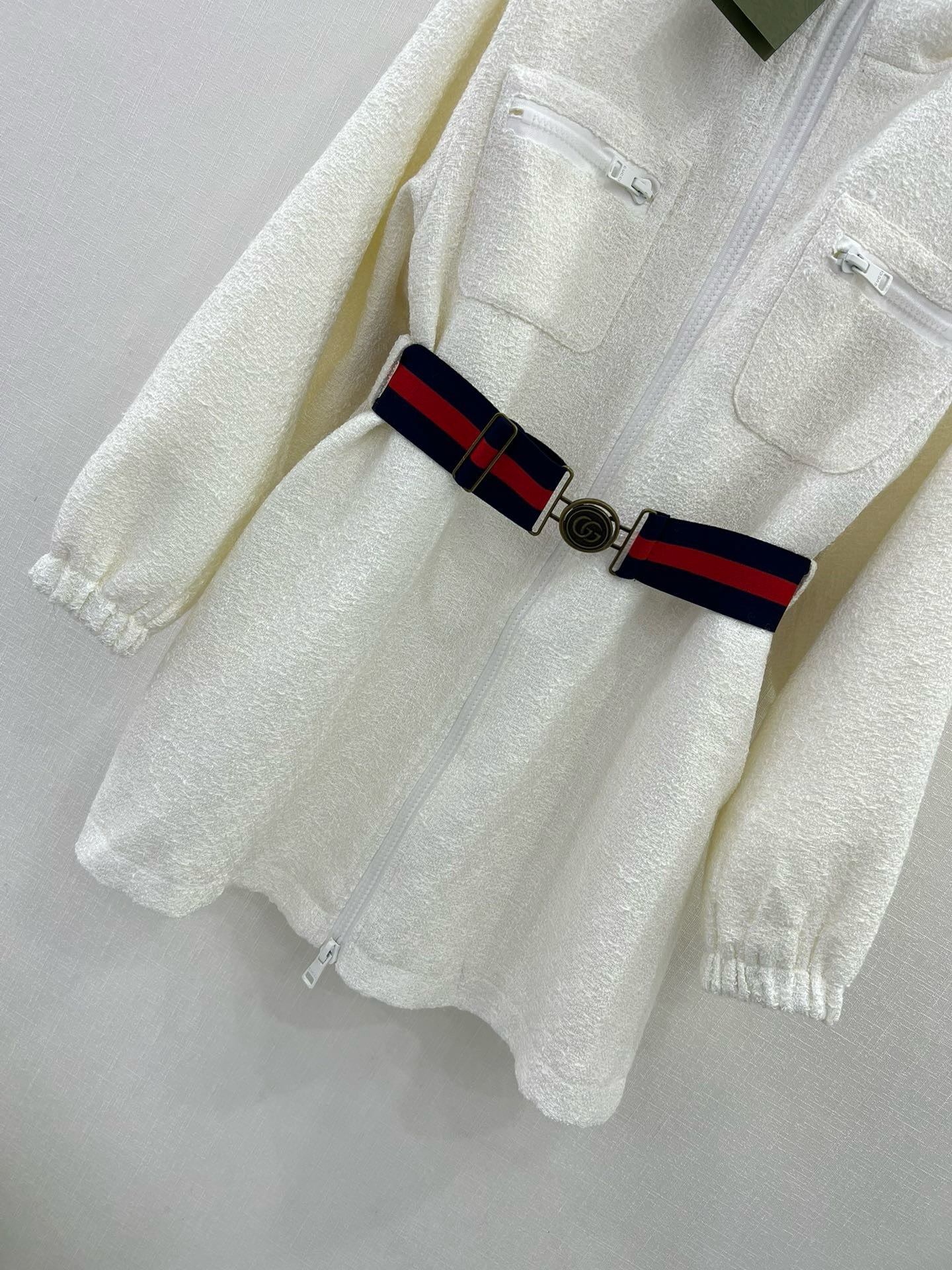 Bagsaaa Gvc*1 White Dress