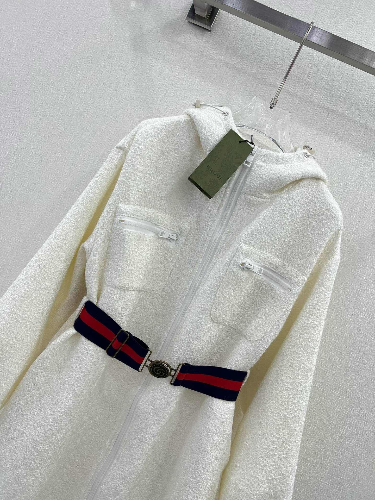 Bagsaaa Gvc*1 White Dress